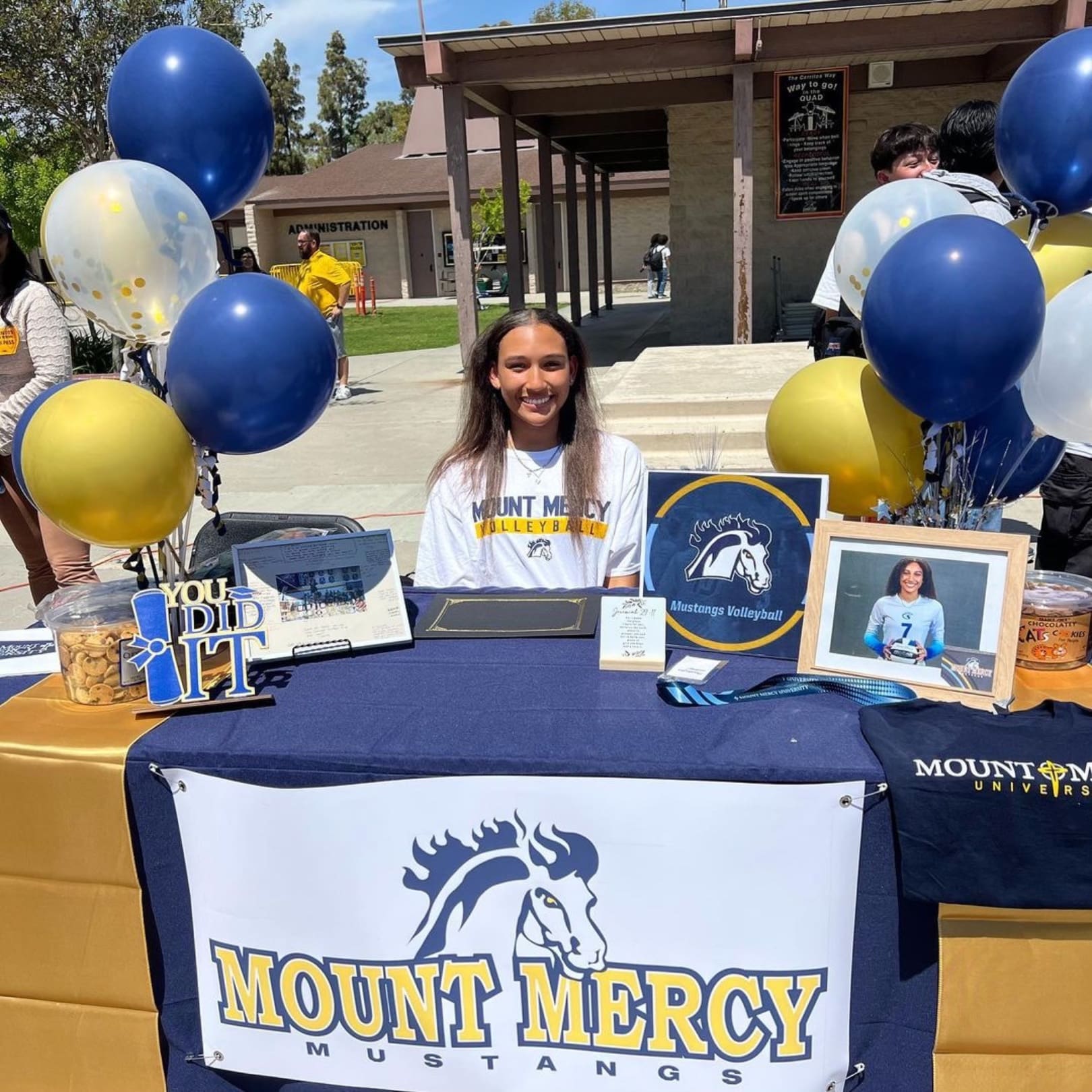 Isabella Dantzler commits to Mount Mercy University